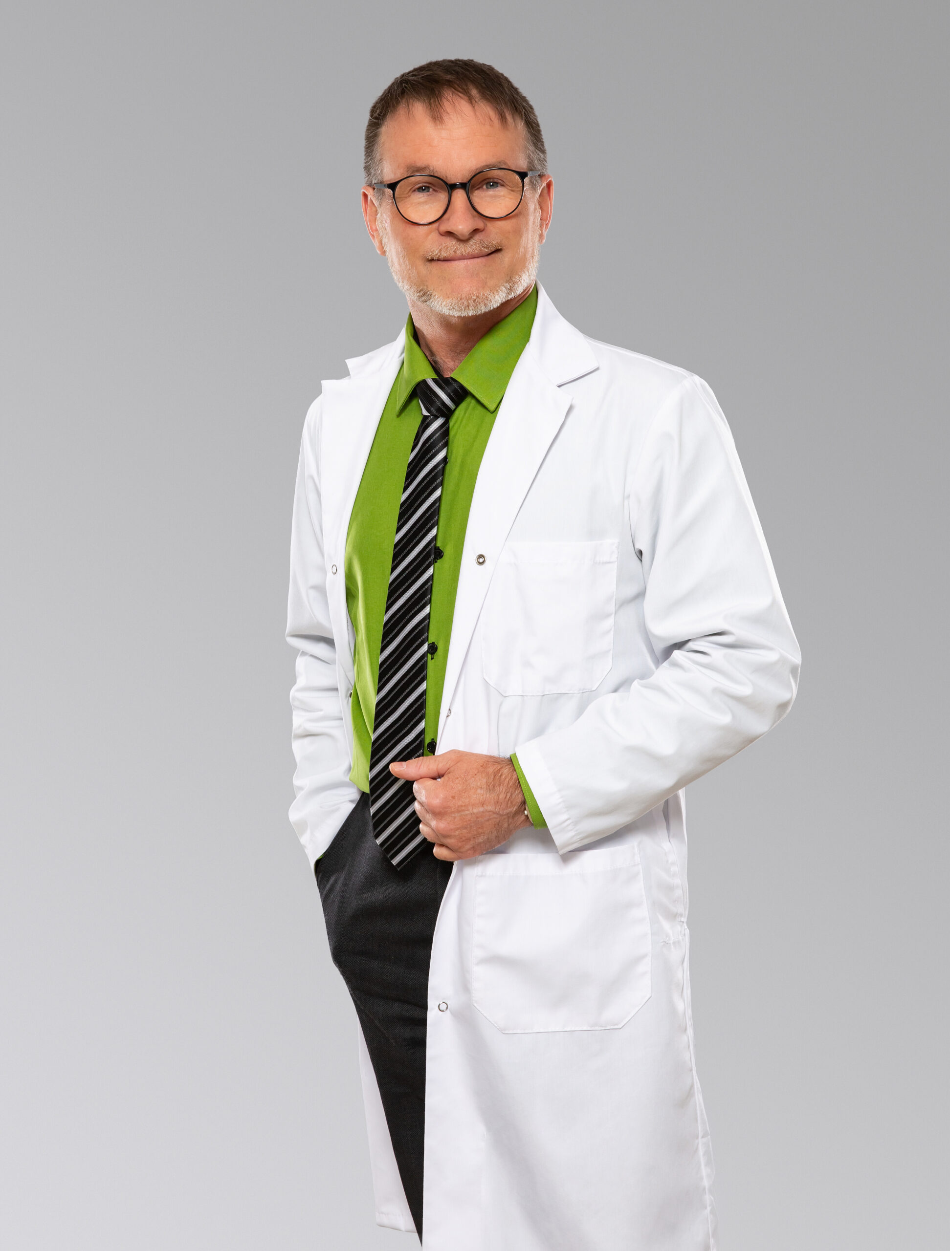 Dr Robert Gendron